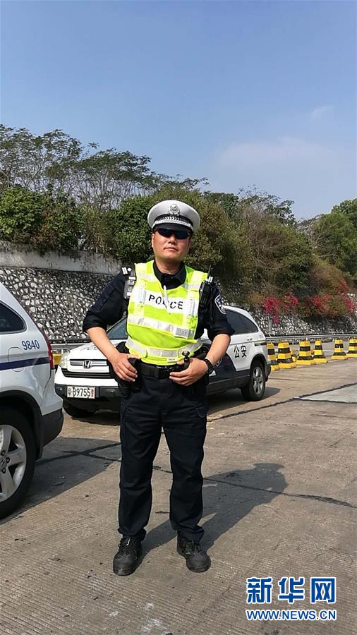 （中国网事·感动2019·图文互动）（2）深圳交警刘海峰：平凡英雄不平凡