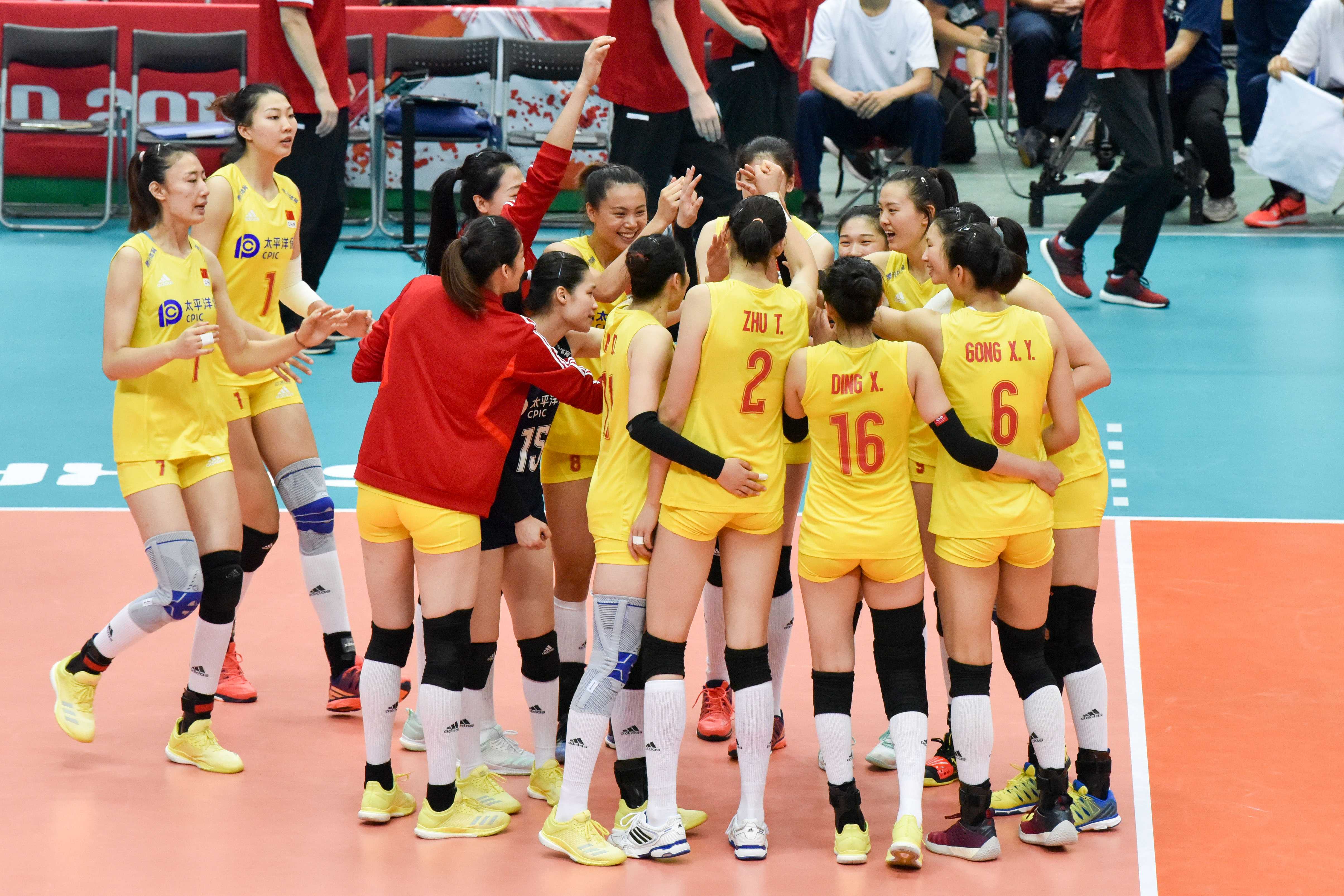 China S Women S Volleyball Team Celebrates Perfect Ten China Story